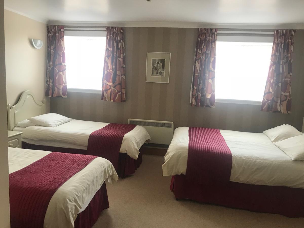 Empire Travel Lodge Lochgilphead Esterno foto